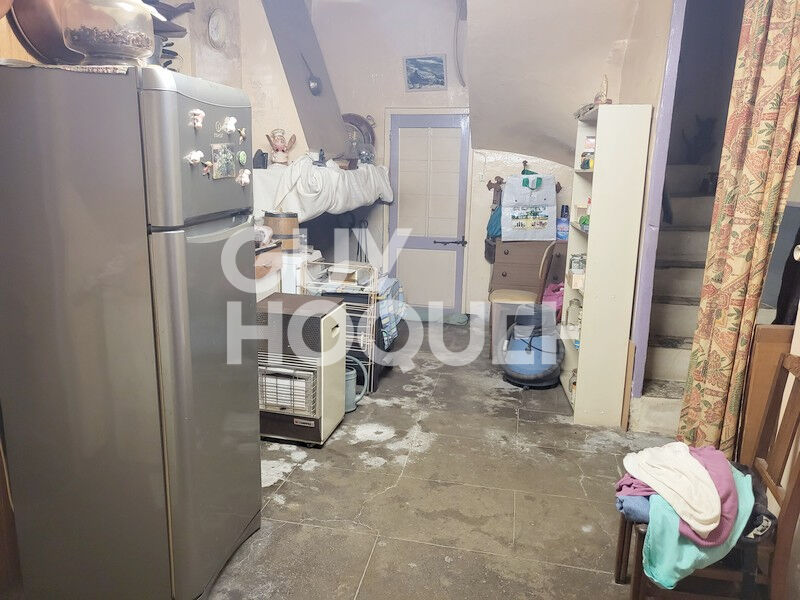 A vendre : Maison ancienne 8 pièces au calme à AZILLANET