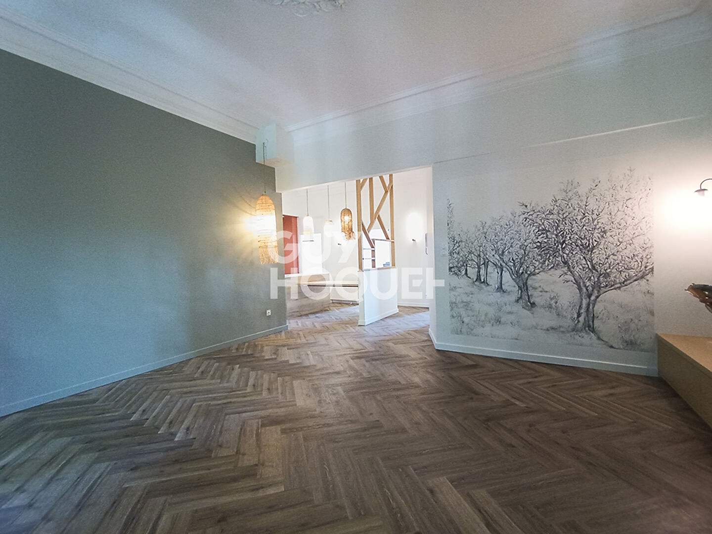 NARBONNE : appartement de 4 pièces (110 m²) en location