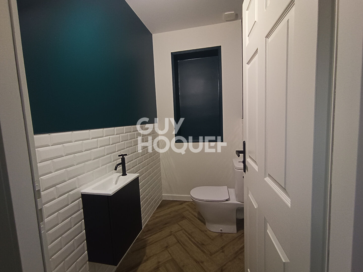 NARBONNE : appartement de 4 pièces (110 m²) en location