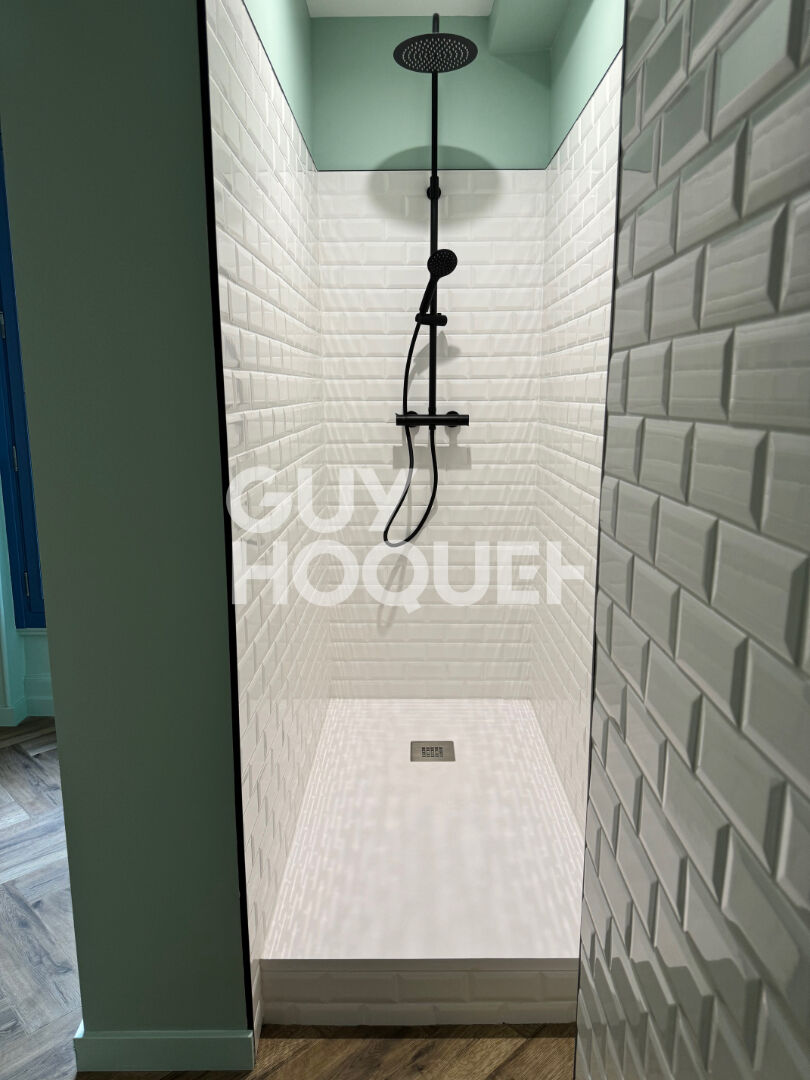 NARBONNE : appartement de 4 pièces (110 m²) en location