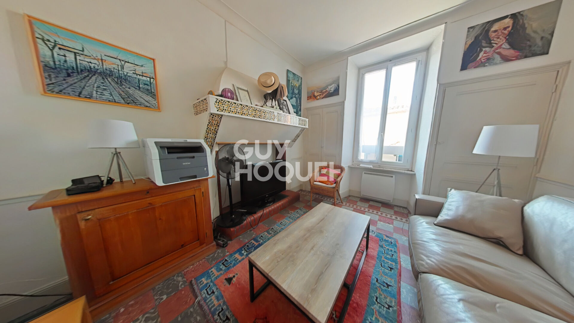À Vendre : Charmante Maison de Ville avec Studio