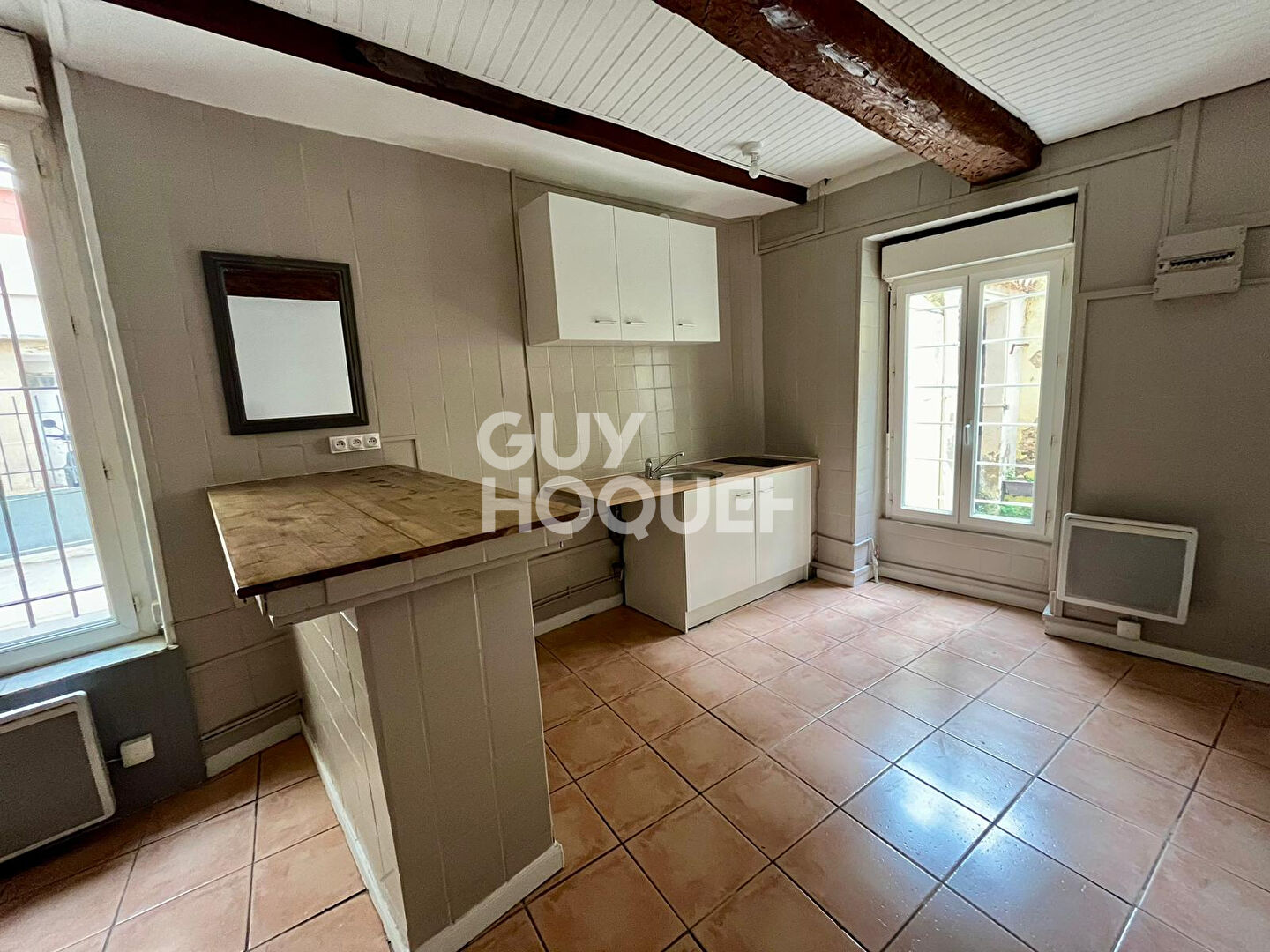 NARBONNE : appartement de 2 pièces (42 m²) à louer