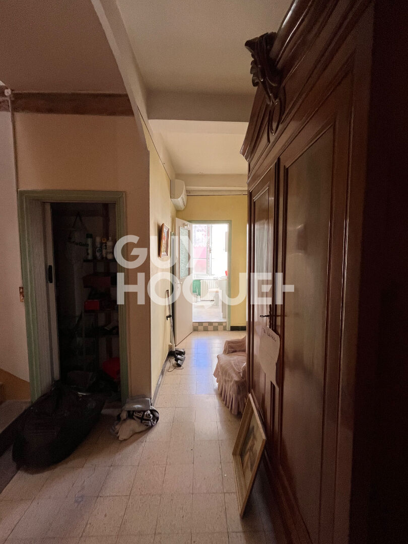 Maison à vendre à HOMPS - 7 pièces, 5 chambres, bon état