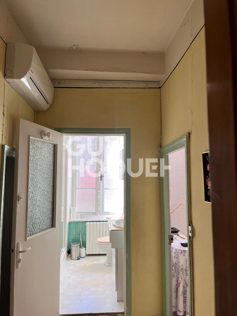 Maison à vendre à HOMPS - 7 pièces, 5 chambres, bon état