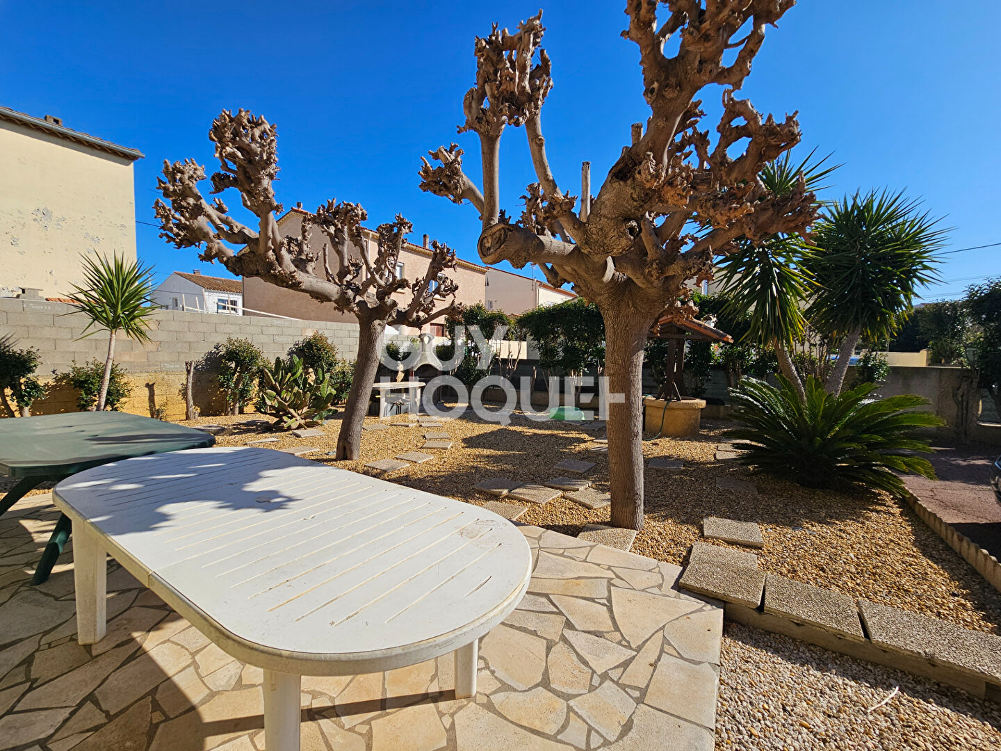 VENTE MAISON NARBONNE - GRAND POTENTIEL FAMILIAL ET LOCATIF - 5 CHAMBRES, DÉPENDANCE, GRAND TERRAIN