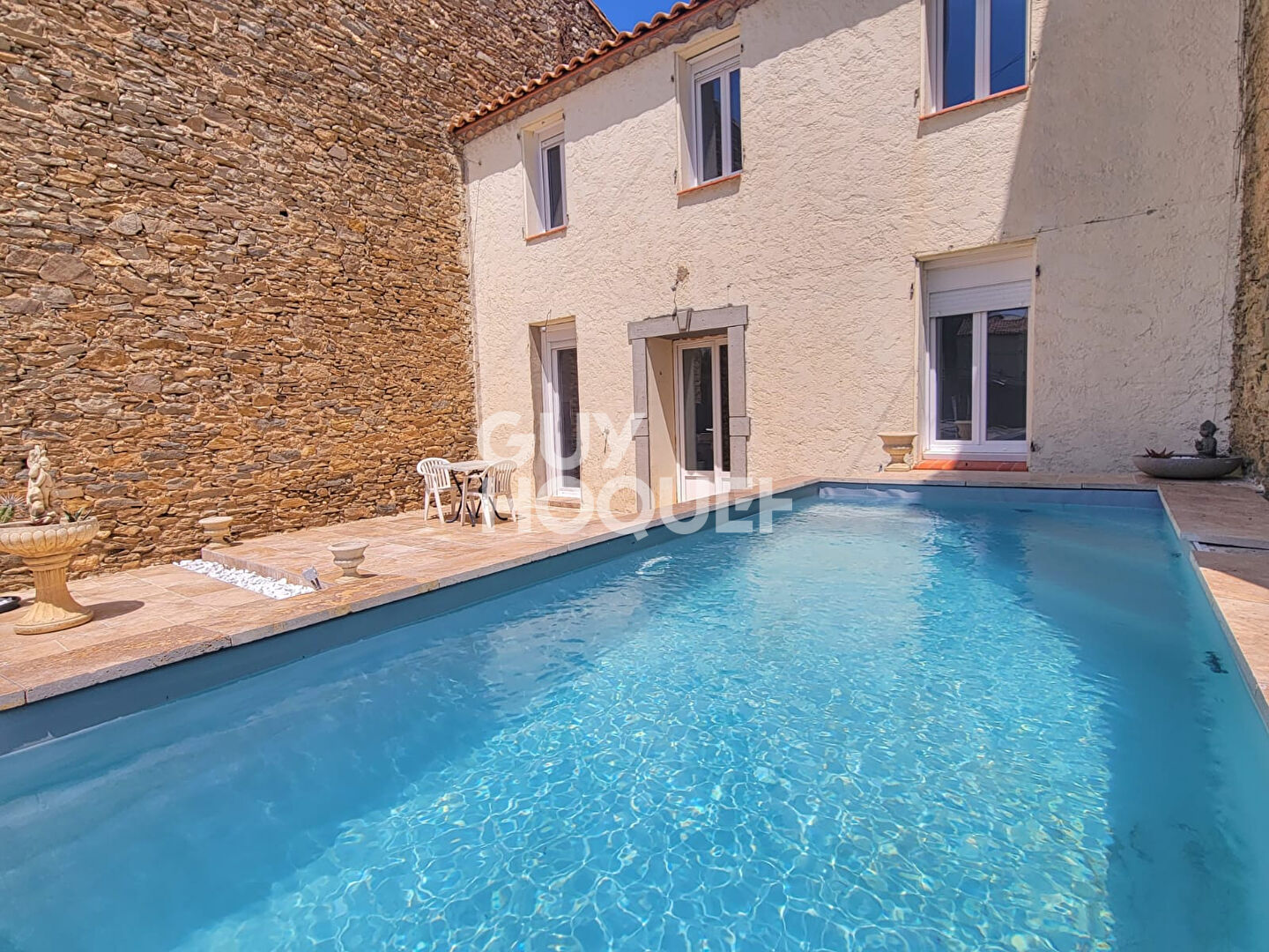 Maison de ville pleine de charme avec piscine ? un vrai coup de coeur !