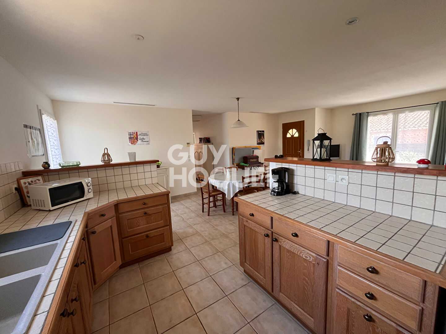 Maison à vendre à Aigues Vives, 34 - 3 chambres avec piscine - V413CB