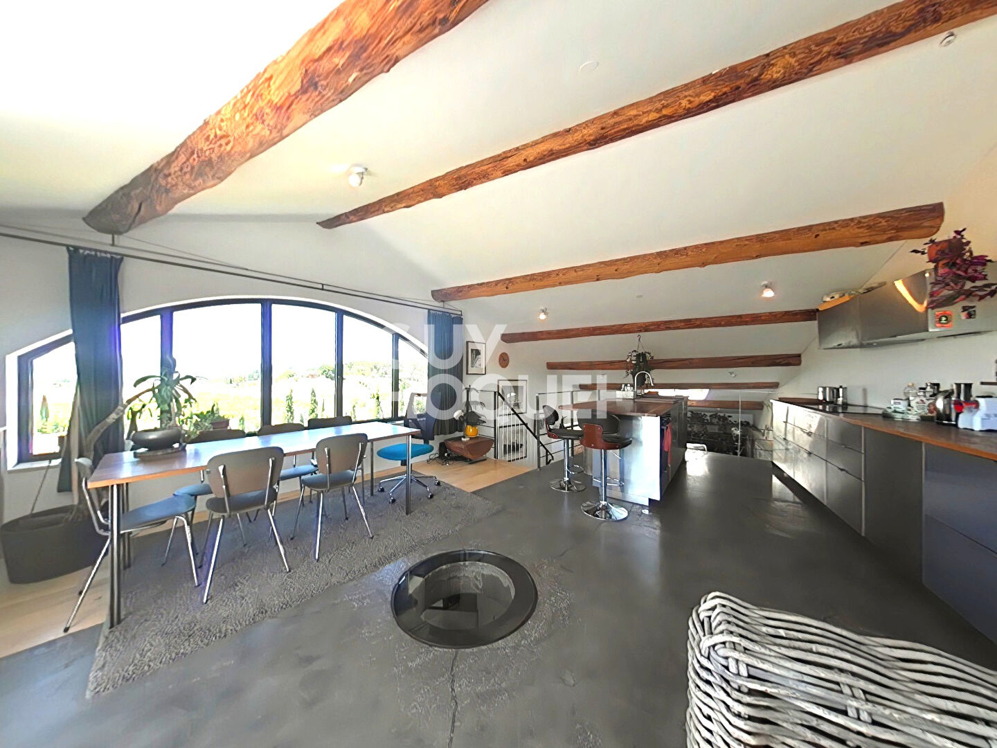 Loft spacieux à vendre à Sainte-Valière