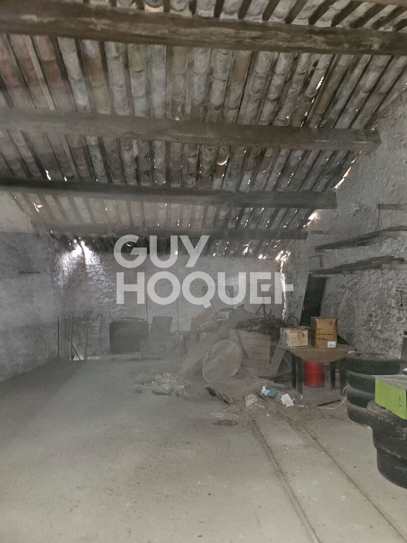À Vendre : Remise spacieuse au coeur d'Olonzac ? 290 m²