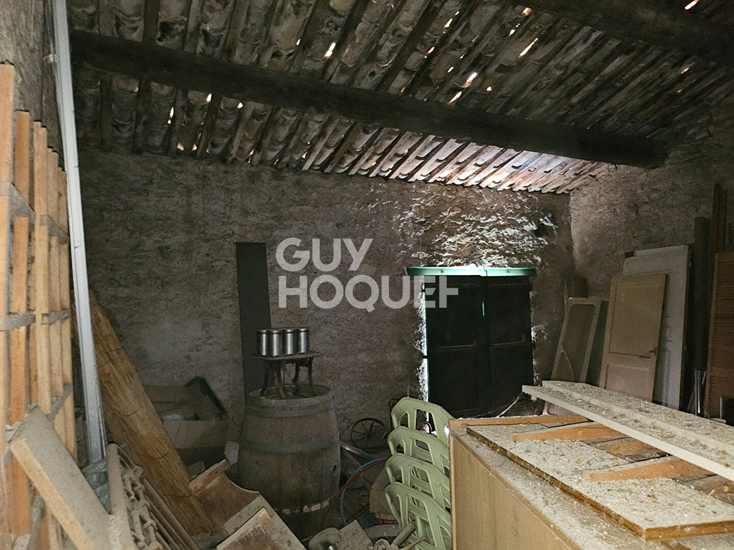 À Vendre : Remise spacieuse au coeur d'Olonzac ? 290 m²