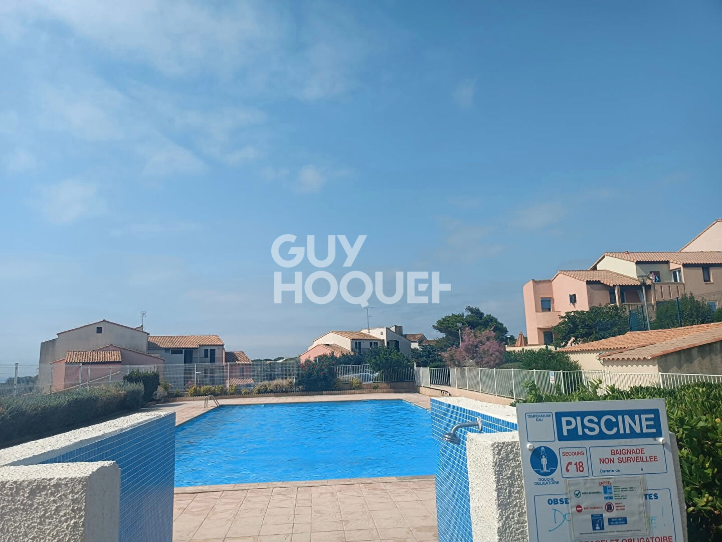 Appartement  T2 BIS Meublé 30.91 m2 place de parking et piscine commune