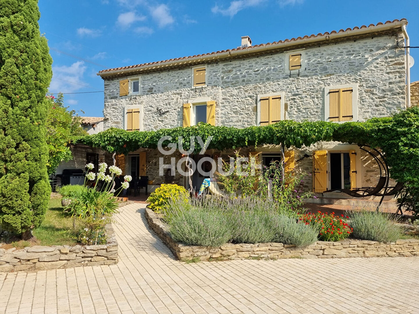 Maison de Prestige à Vendre à Siran - Référence V414CP