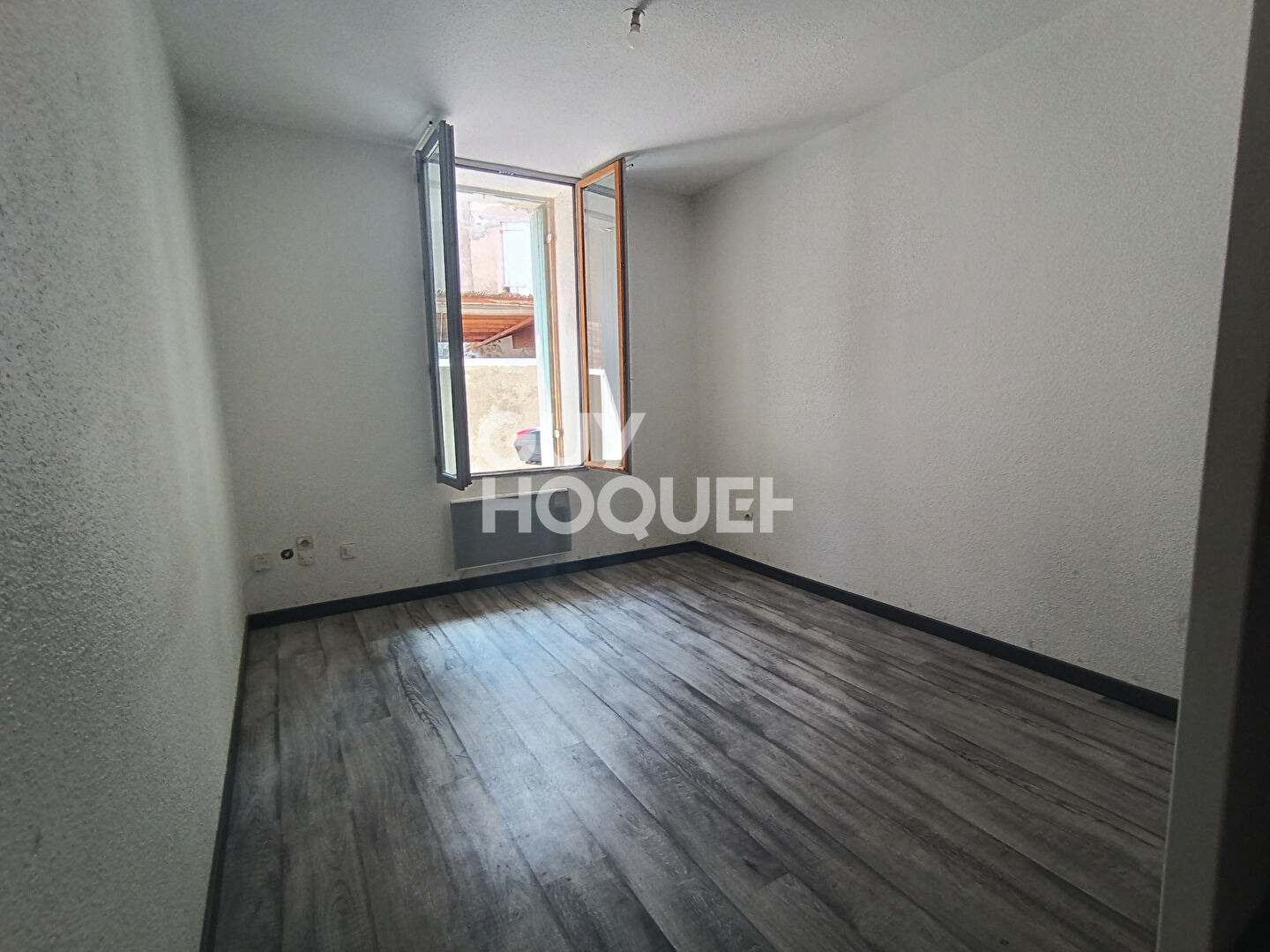 Appartement en duplex Ouveillan 3 pièce(s) 40 m2 + cave 18 m2