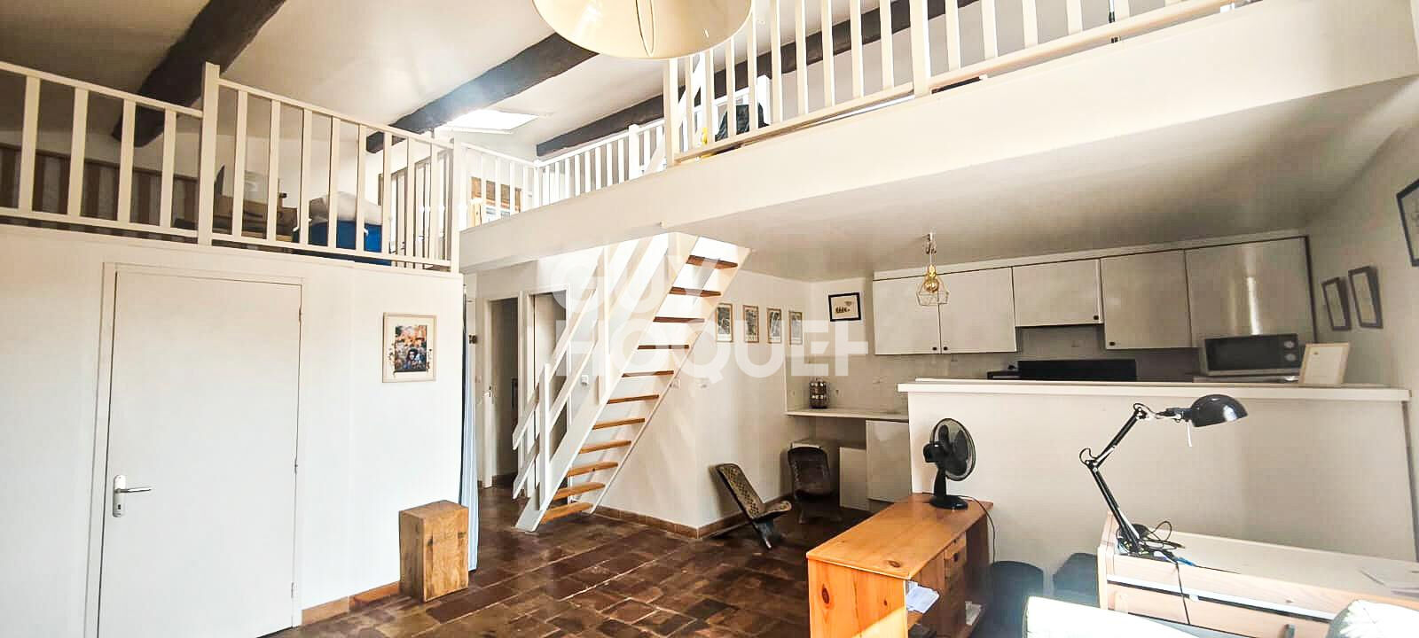 Ensemble immobilier à vendre à Bages - Référence 3699