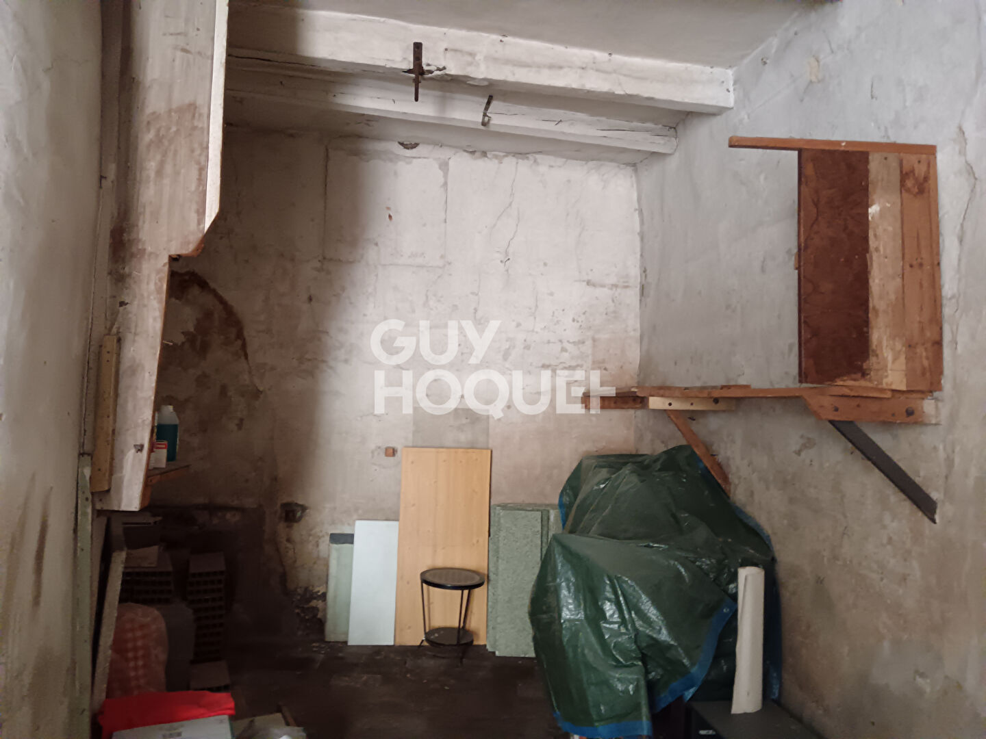 A SAISIR  Immeuble + garage : 3 T2 à Narbonne Centre ville