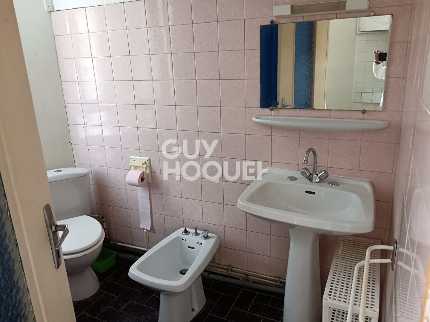 A SAISIR  Immeuble + garage : 3 T2 à Narbonne Centre ville