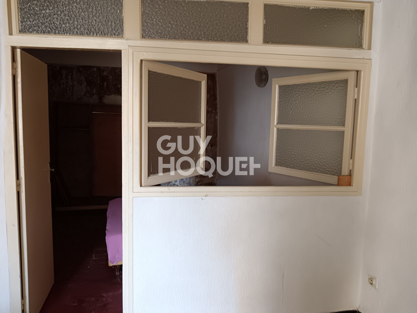 A SAISIR  Immeuble + garage : 3 T2 à Narbonne Centre ville