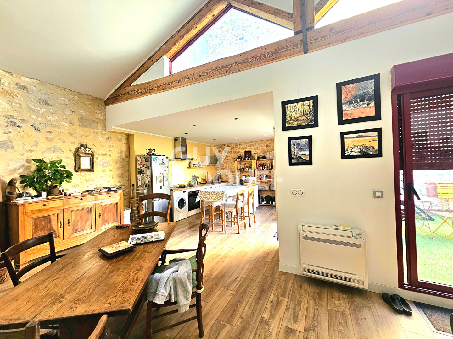 Rare à la Vente : Maison de Ville Atypique ? Charme, Calme et Garage de 115 m²