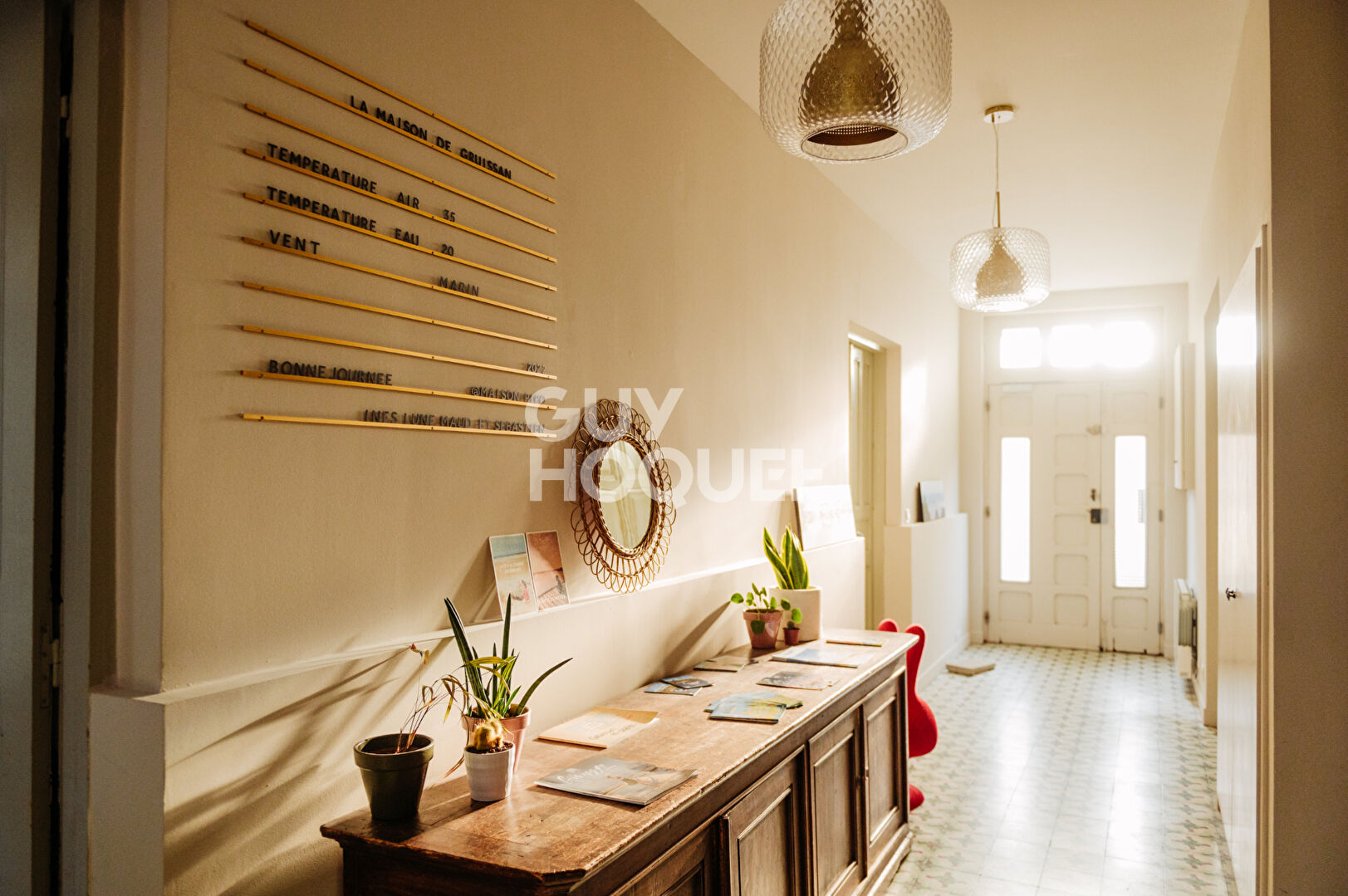 Exceptionnel sur Gruissan Demeure bourgeoise, Chambres d'hôtes Appartement Magasin