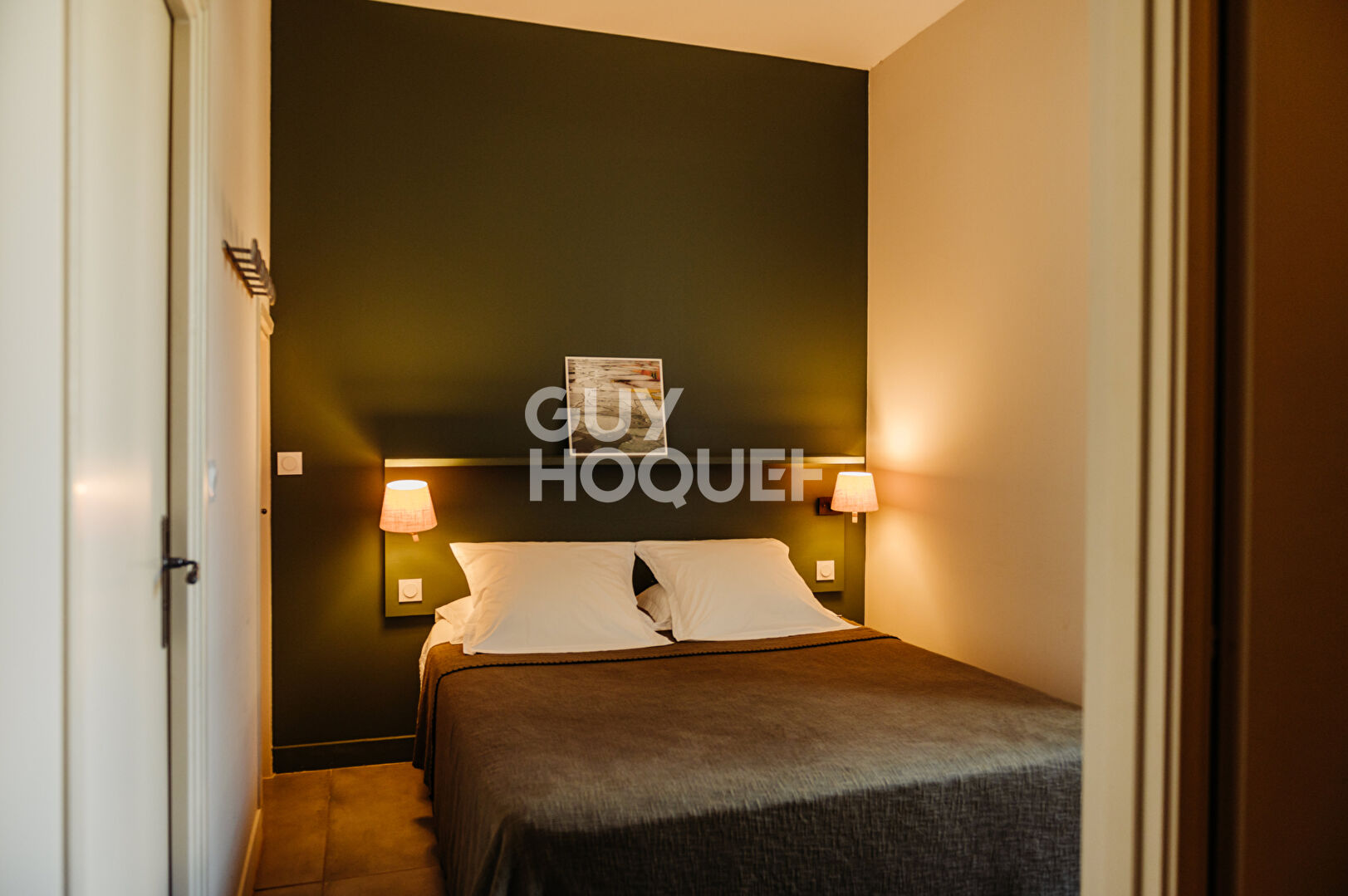 Exceptionnel sur Gruissan Demeure bourgeoise, Chambres d'hôtes Appartement Magasin