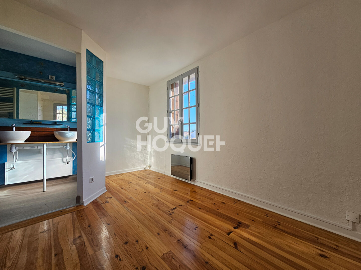 Maison de Village T5 avec Cour et Garage à Coursan - 113 m²