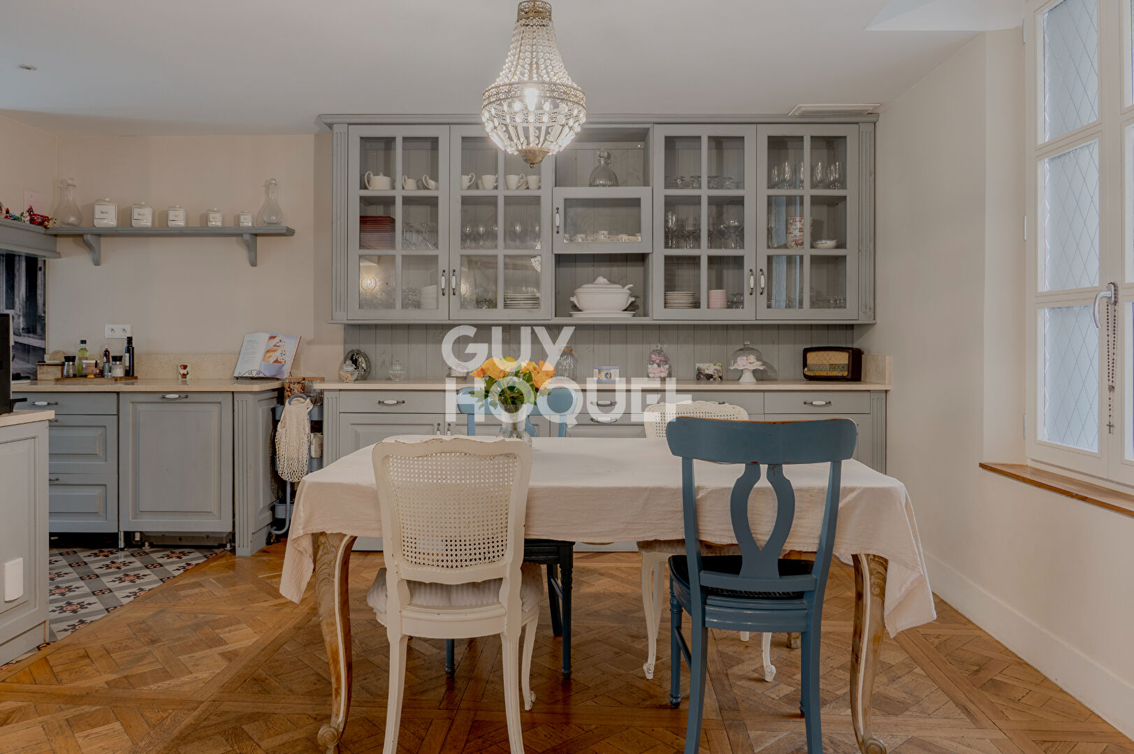 L'ÉCRIN SOUVERAIN : 370 M² D'EXCEPTION EN PLEIN CENTRE HISTORIQUE