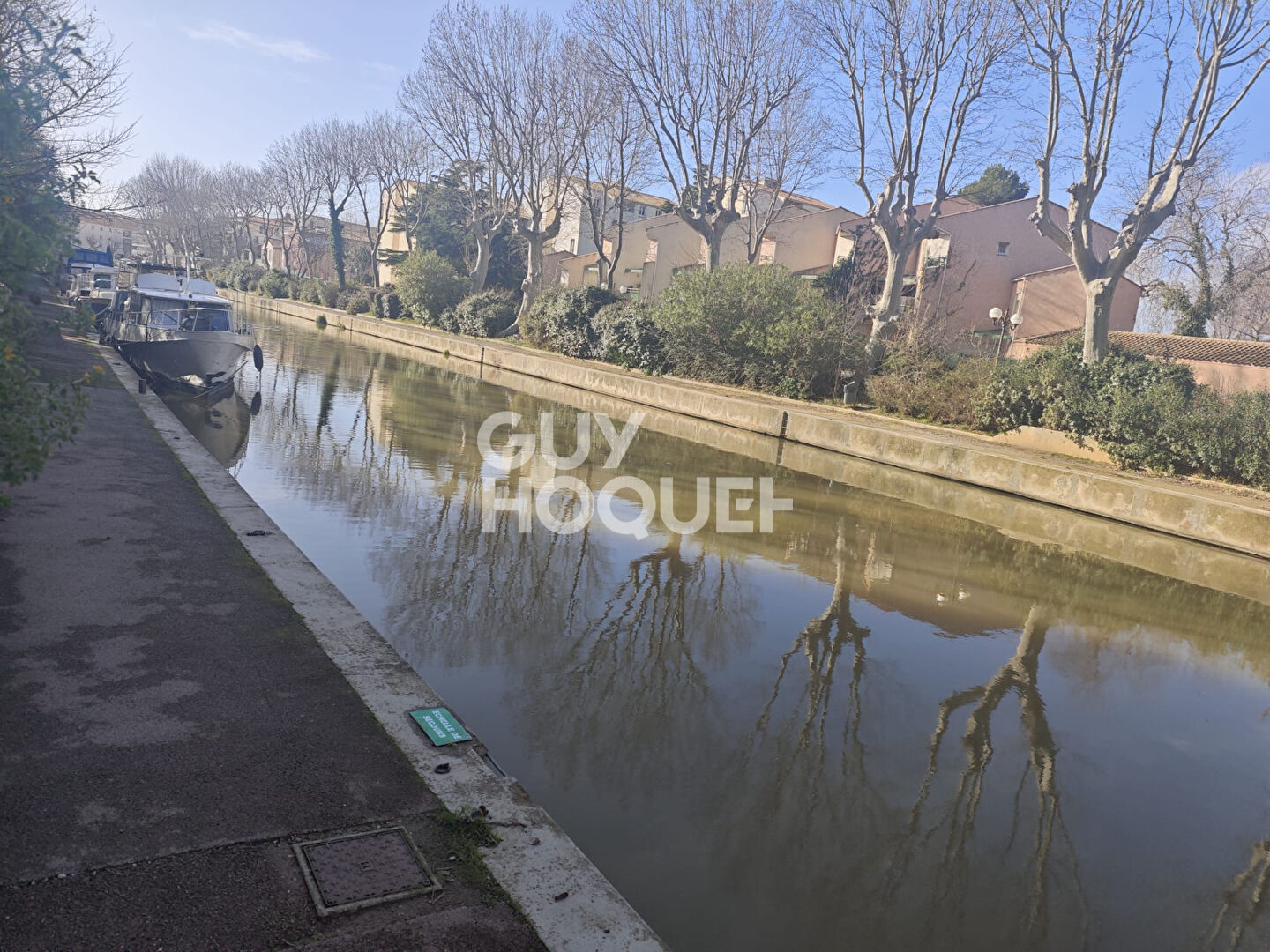Appartement lumineux avec vue sur le canal à Narbonne