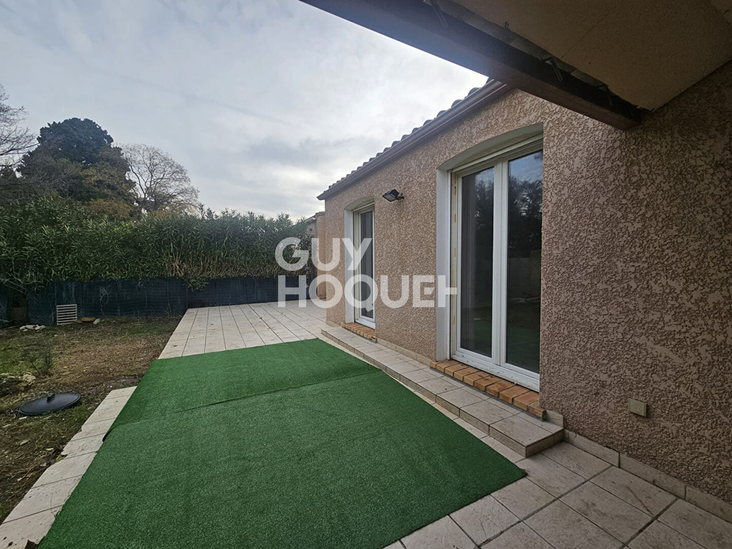 Olonzac - Villa de plain-pied avec jardin