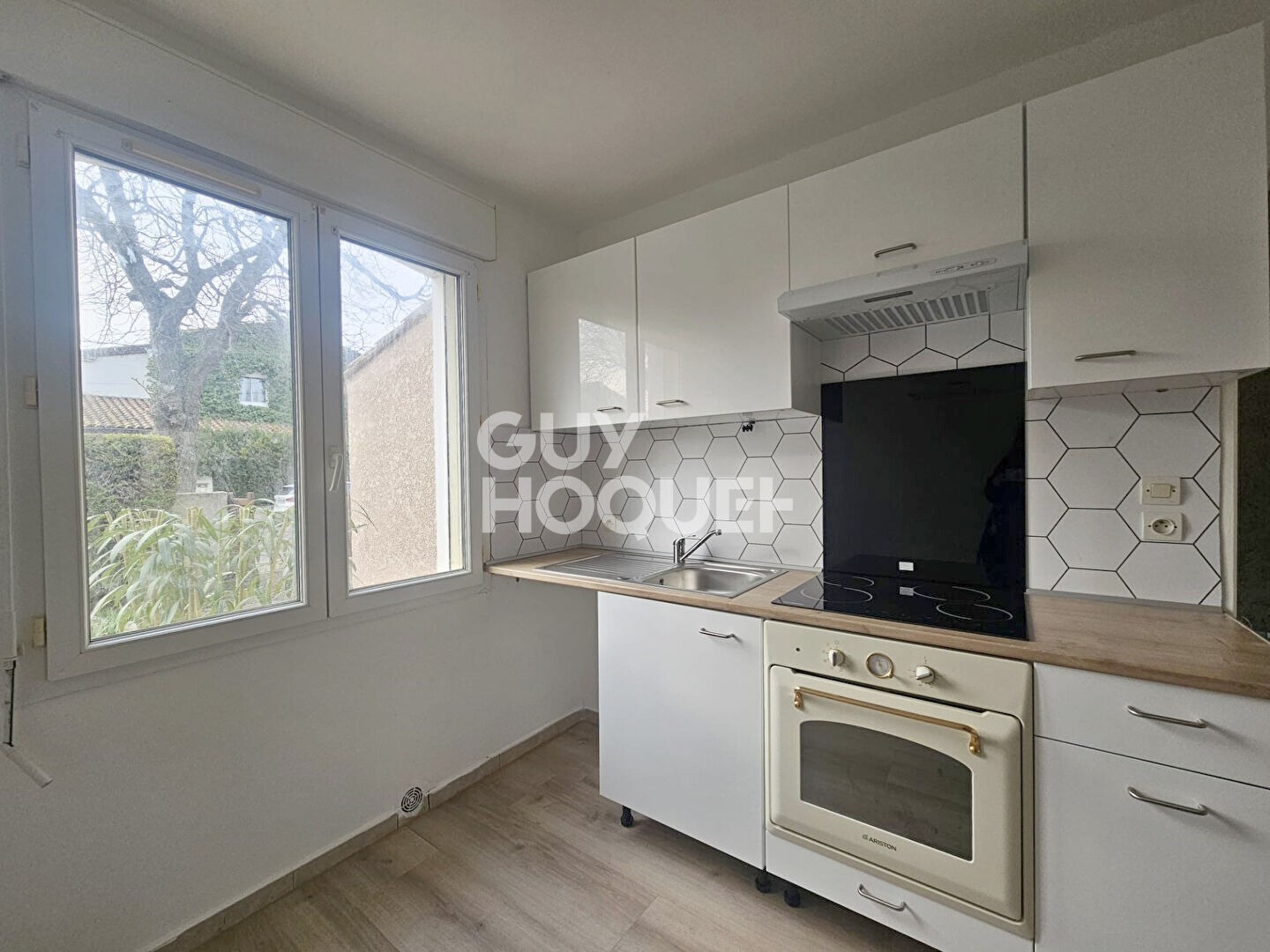 Olonzac - Villa de plain-pied avec jardin