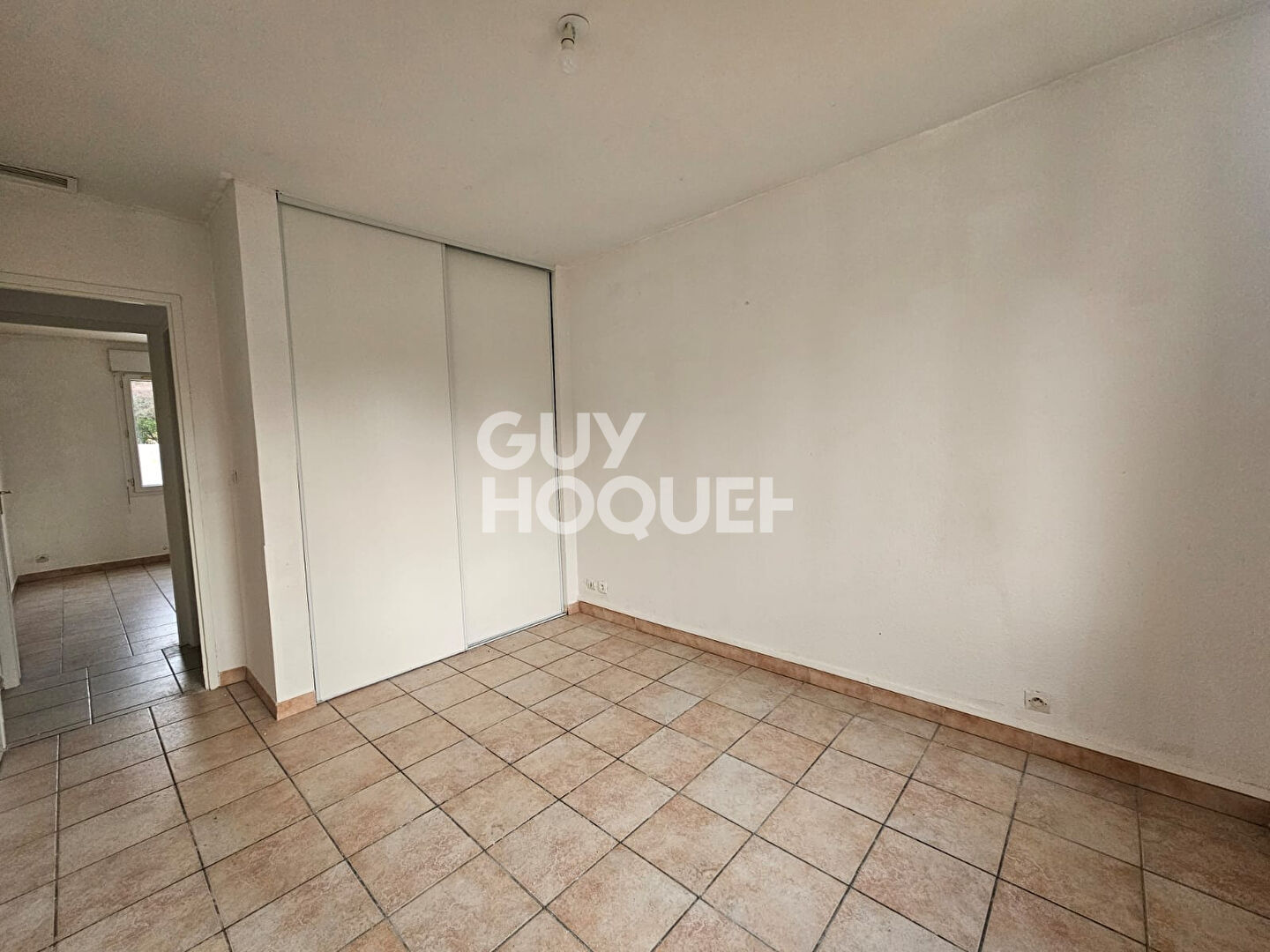 Olonzac - Villa de plain-pied avec jardin