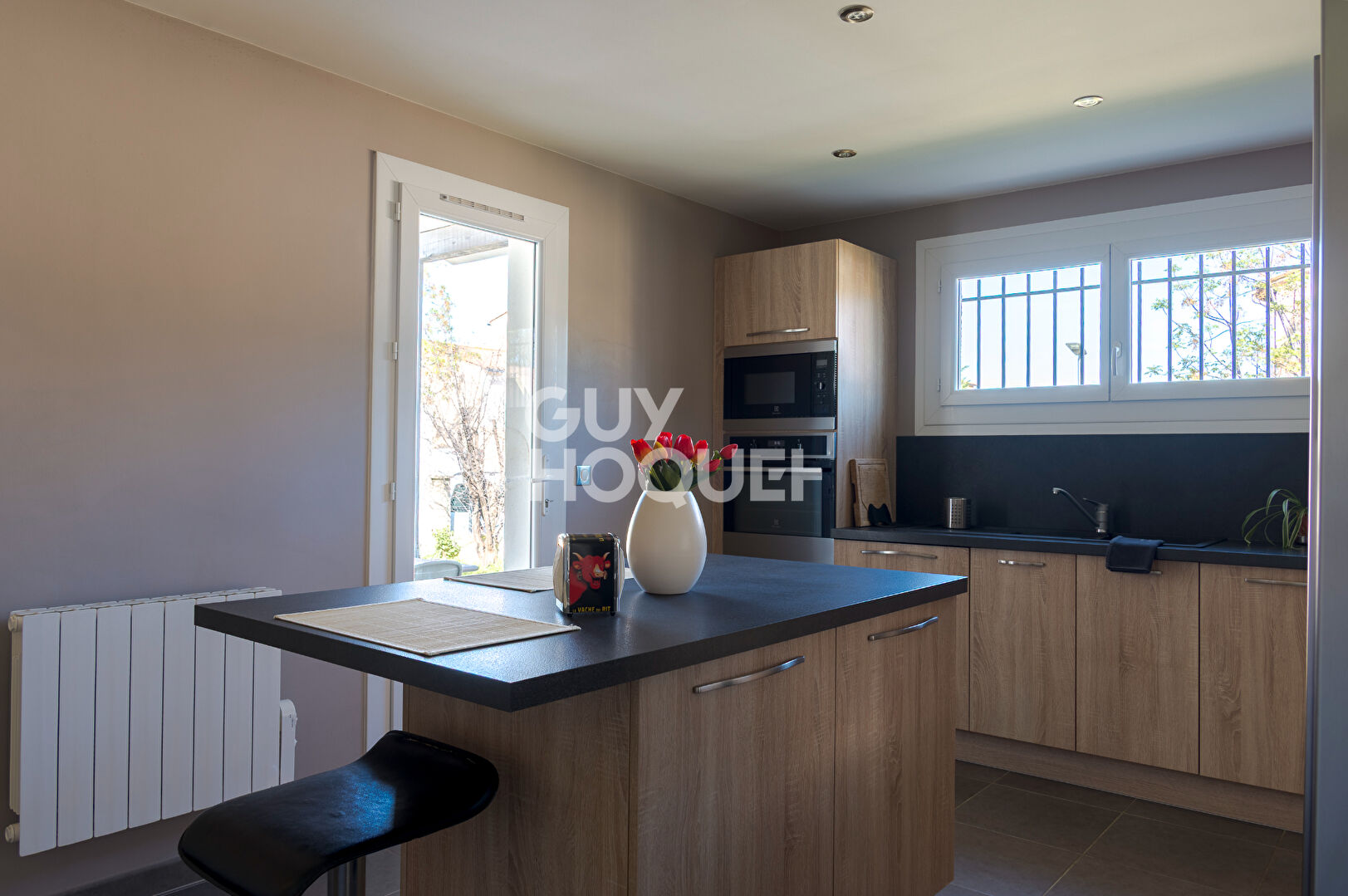 Villa Familiale T5 de 126 M² à 15 min à pied des halles