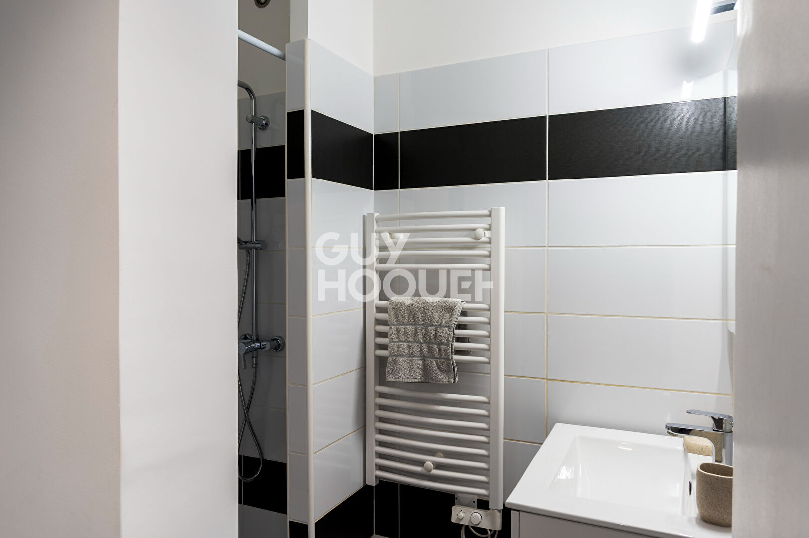 Villa Familiale T5 de 126 M² à 15 min à pied des halles