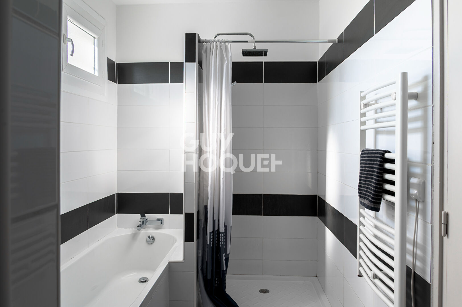 Villa Familiale T5 de 126 M² à 15 min à pied des halles