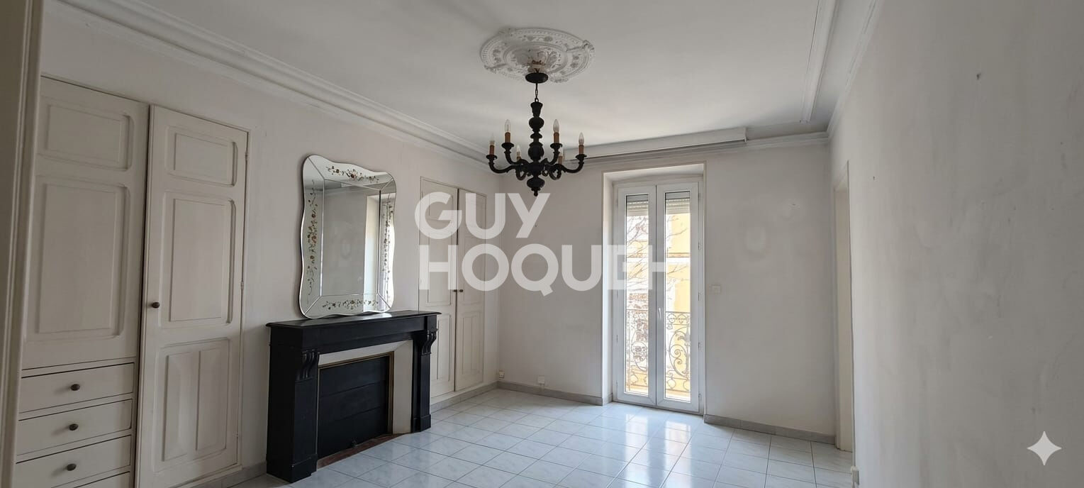 Appartement  DUPLEX 5 pièces à Narbonne  centre