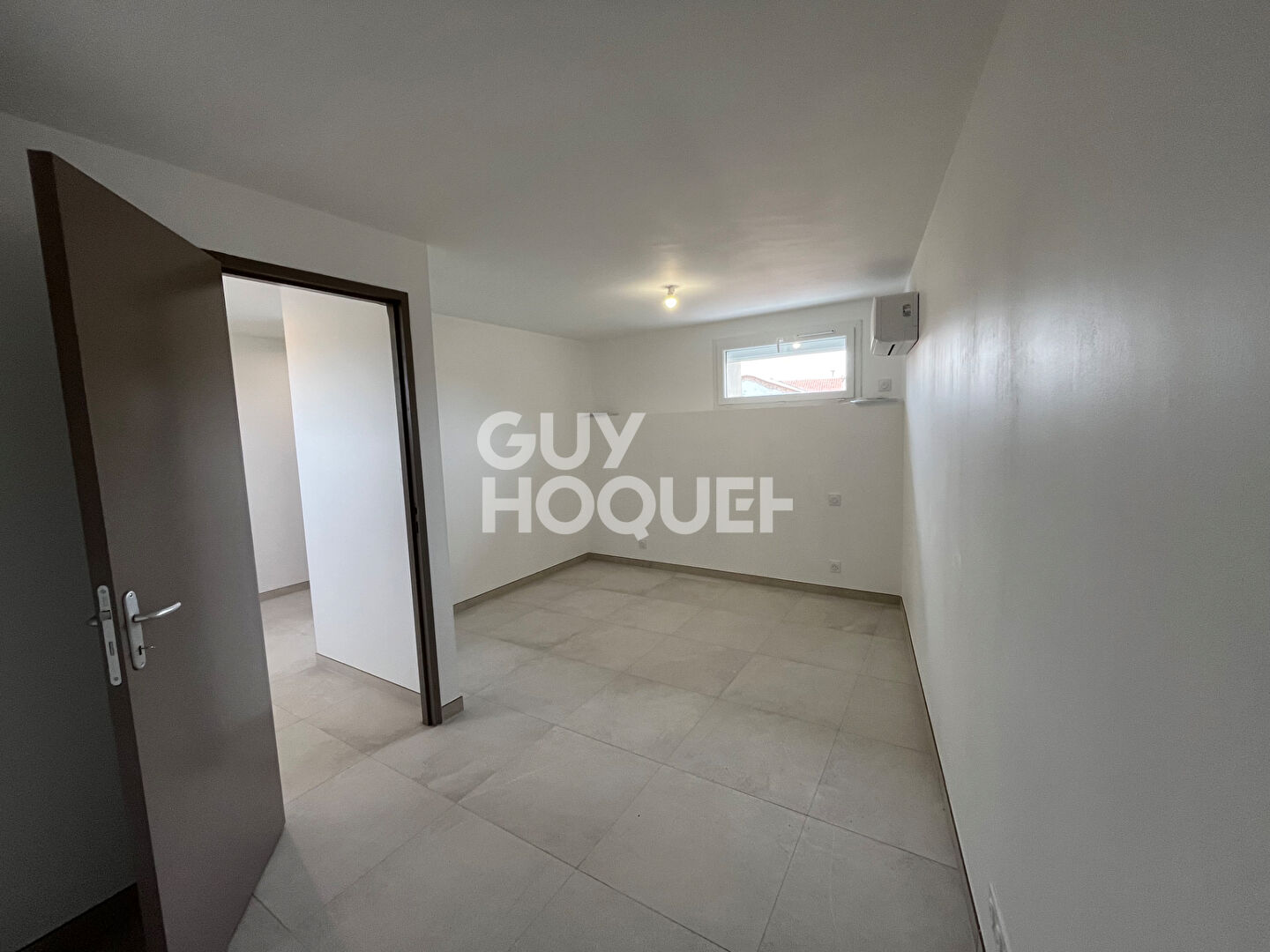 Maison à vendre à Aigues-Vives - Réf V501CB - 149 000 