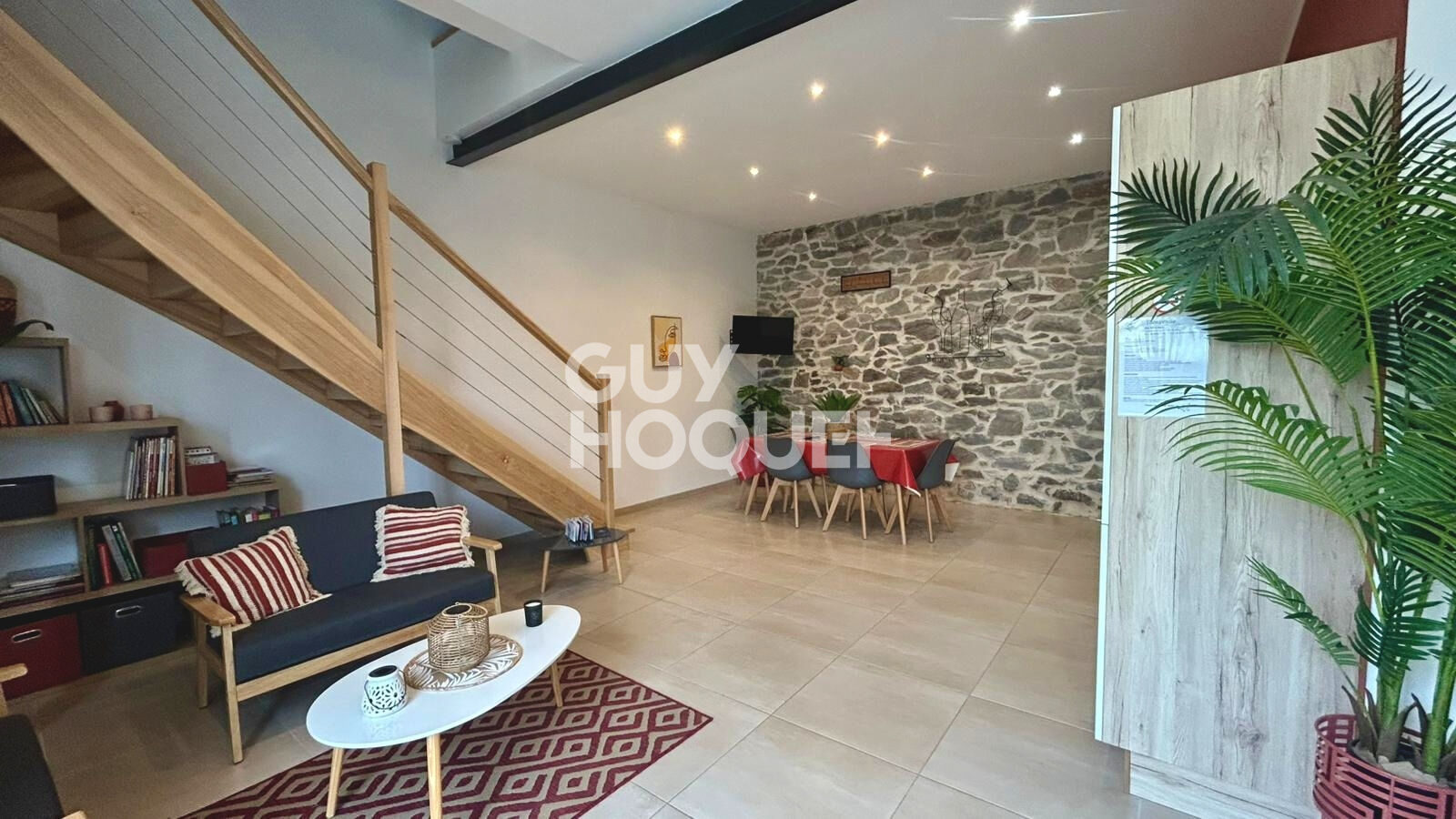 Charmante propriété avec maison + gîte indépendant  fort potentiel locatif à Olonzac