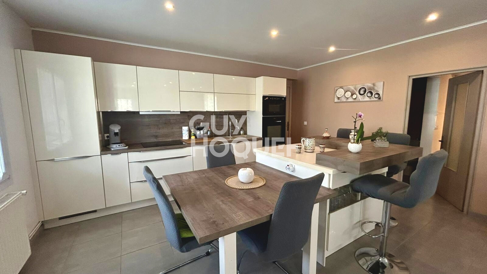 Charmante propriété avec maison + gîte indépendant  fort potentiel locatif à Olonzac