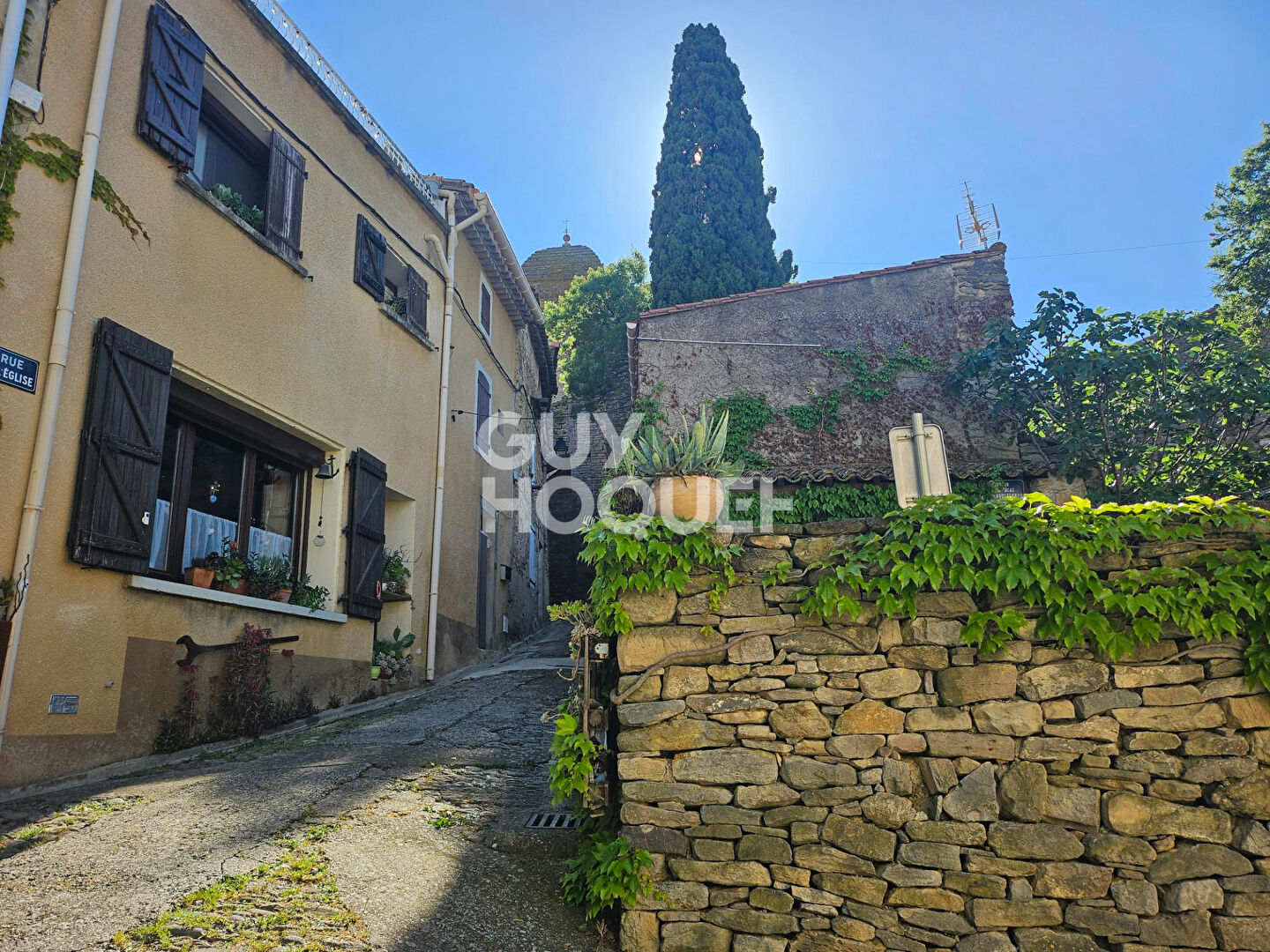 Maison de caractère atypique au coeur de La Livinière