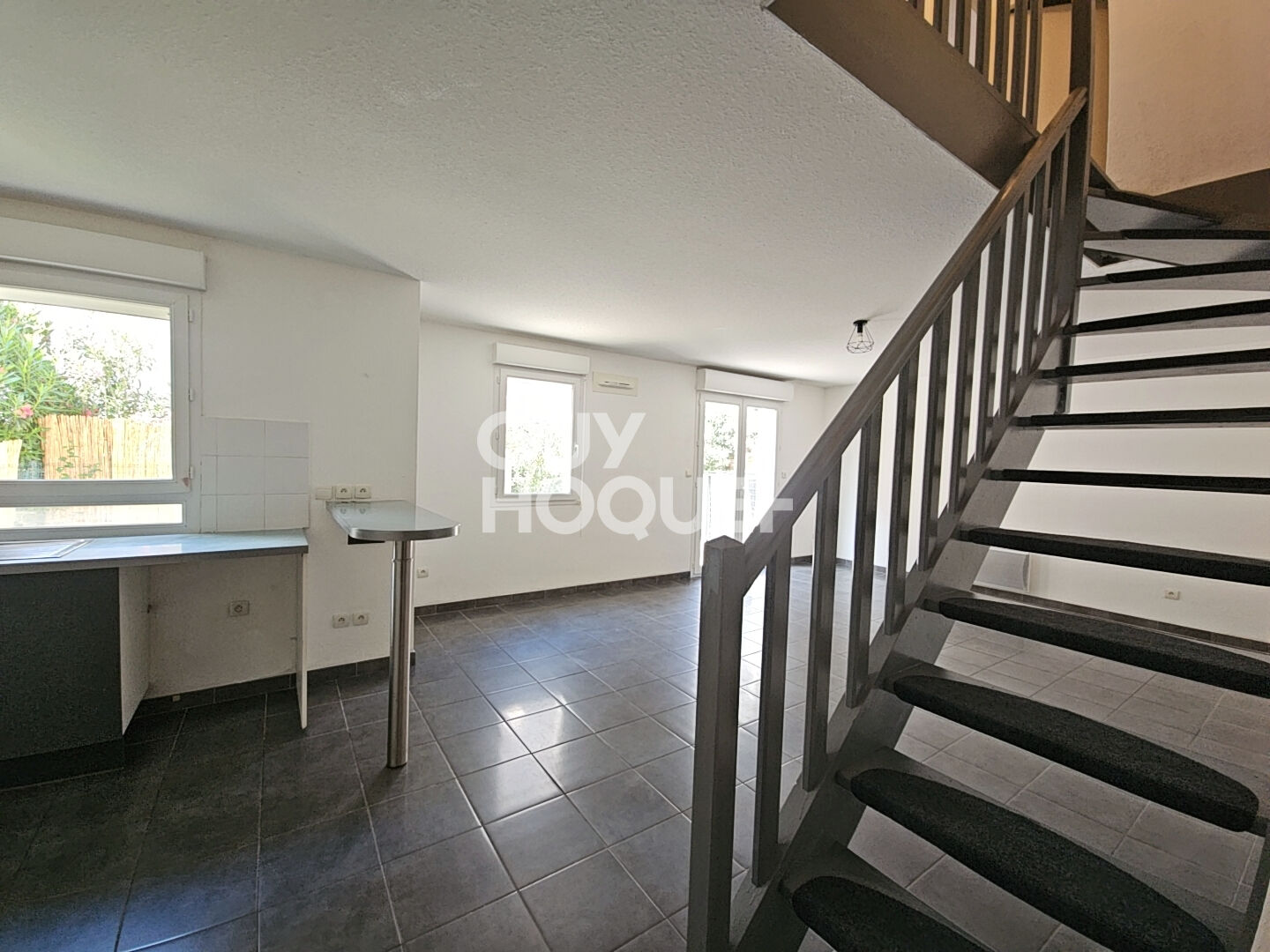 APPARTEMENT T4 DUPLEX 69m² - JARDIN 36m² -GARAGE et PARKING - PROCHE GARE