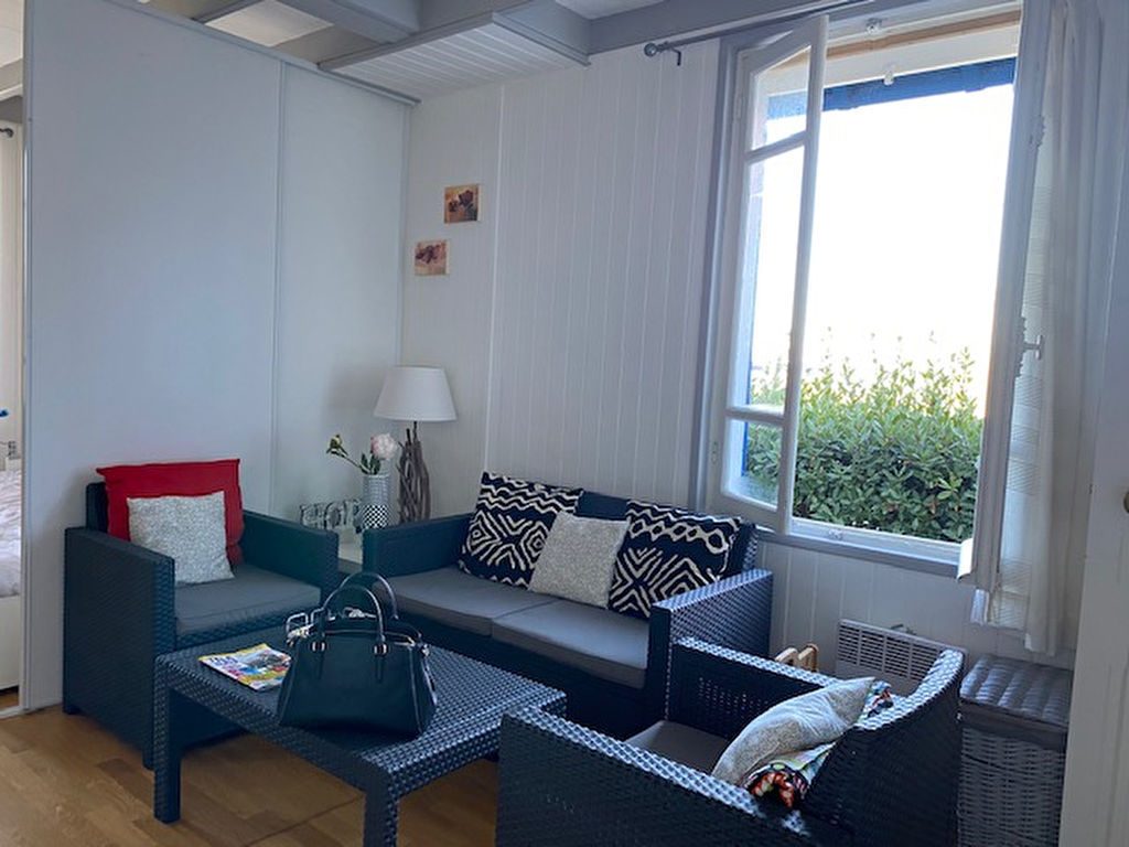 Exclusivivite bord de MER