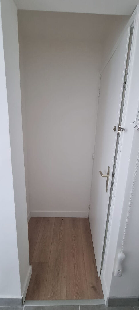 Appartement Neuilly Sur Marne 1 pièce(s) 19 m2