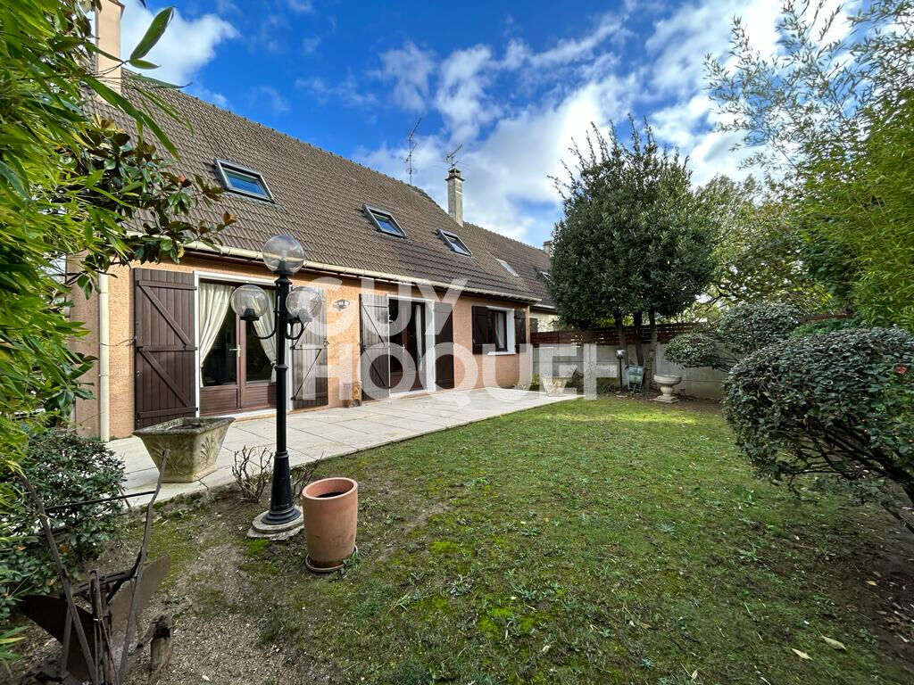 Maison  8 pièce(s) 176 m2