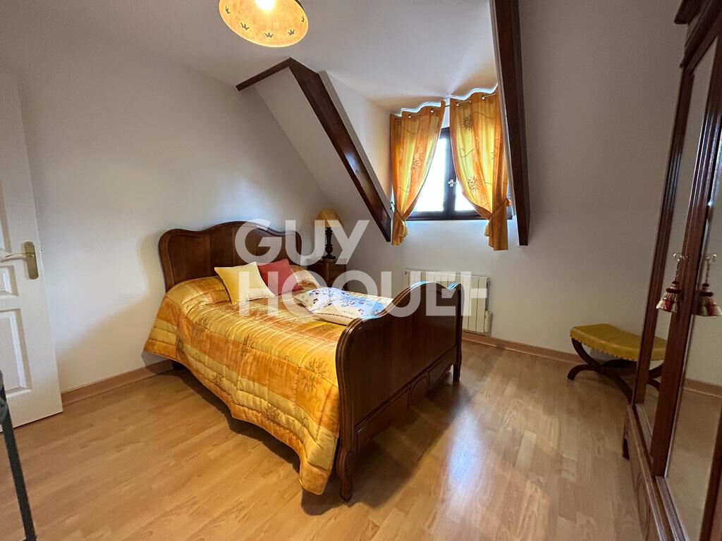 Maison  8 pièce(s) 176 m2