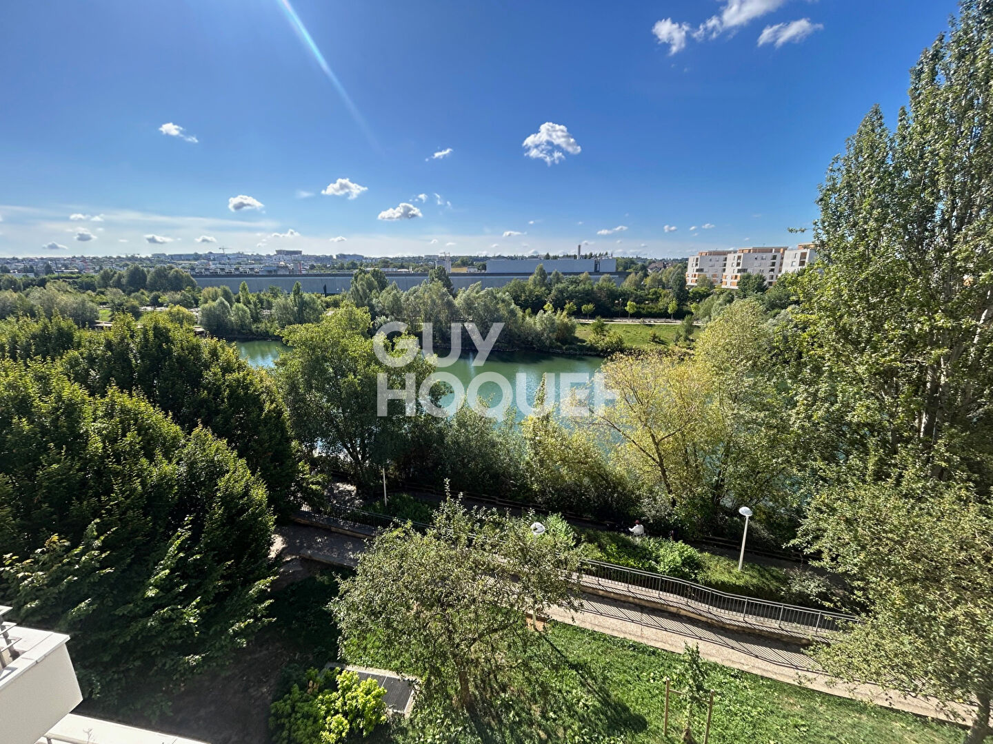 Appartement Neuilly Plaisance  4 pièce(s) 83 m2