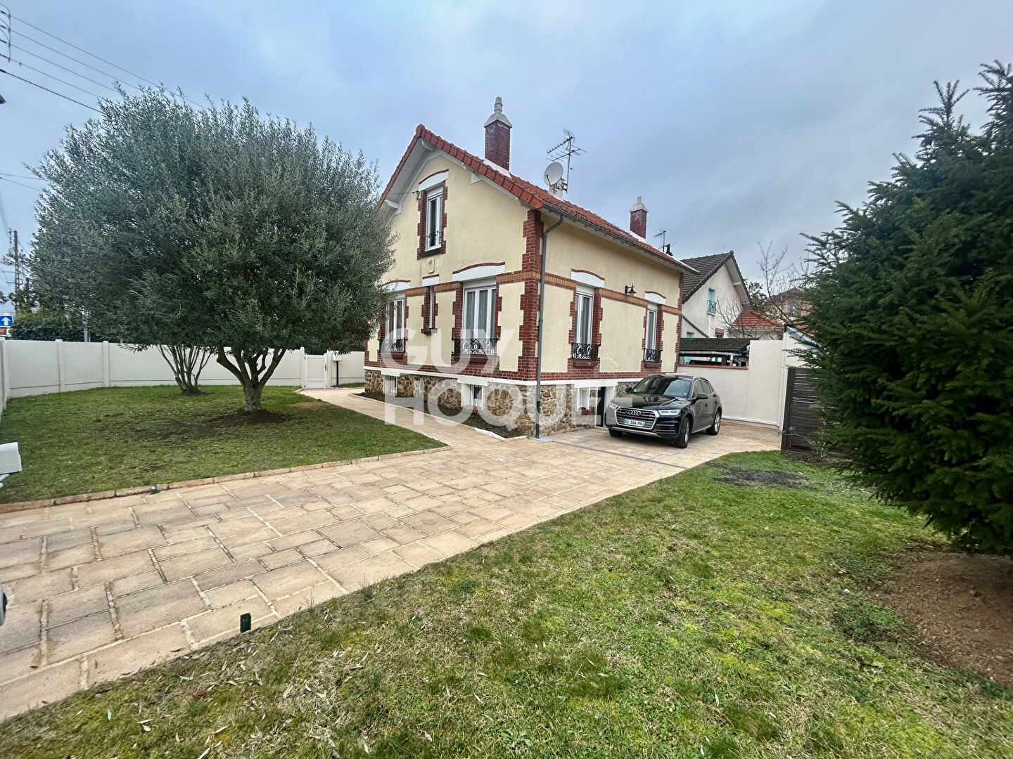 Maison Neuilly Sr Marne  4 pièce(s) 85 m2