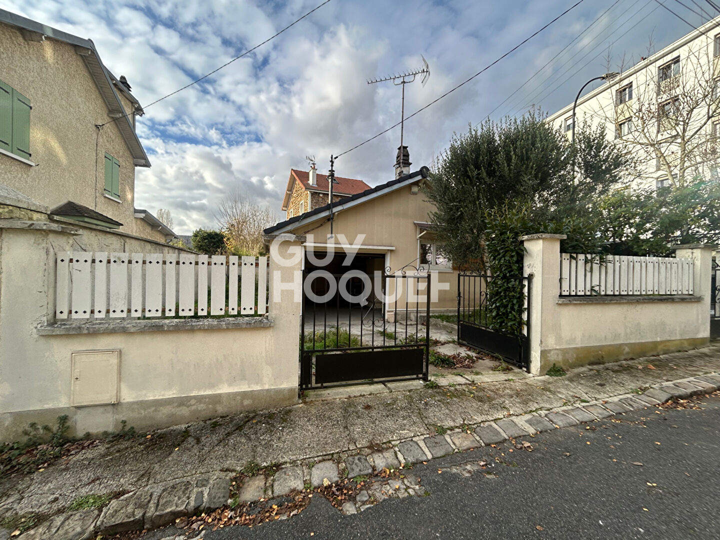 Maison Neuilly Plaisance  2 pièce(s) 38 m2