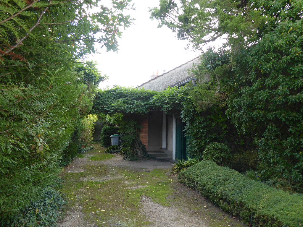 Maison située à SAINT JEAN DE BRAYE
