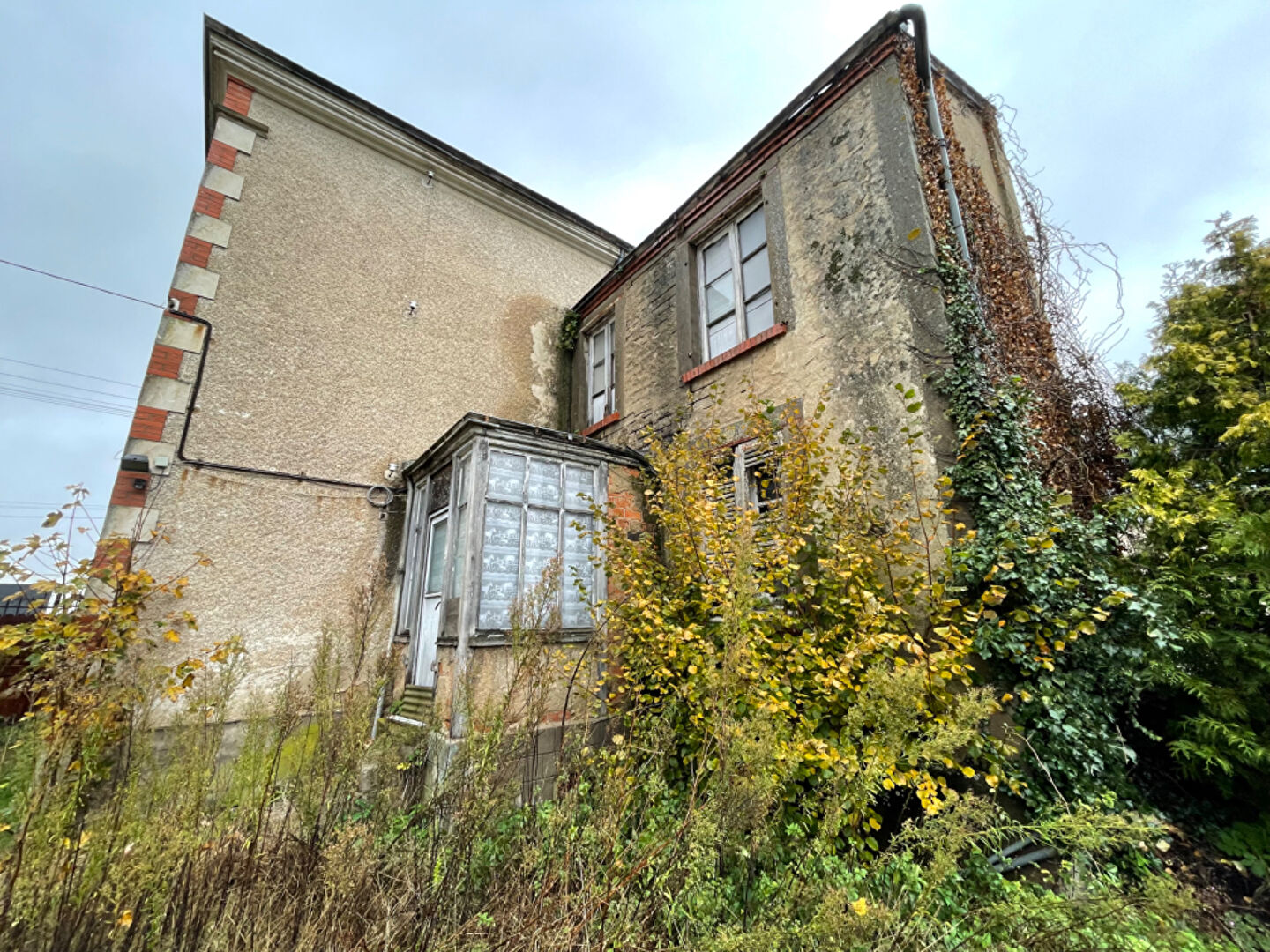 VENTE d'une maison 5 pièces (104 m²) à CHILLEURS AUX BOIS