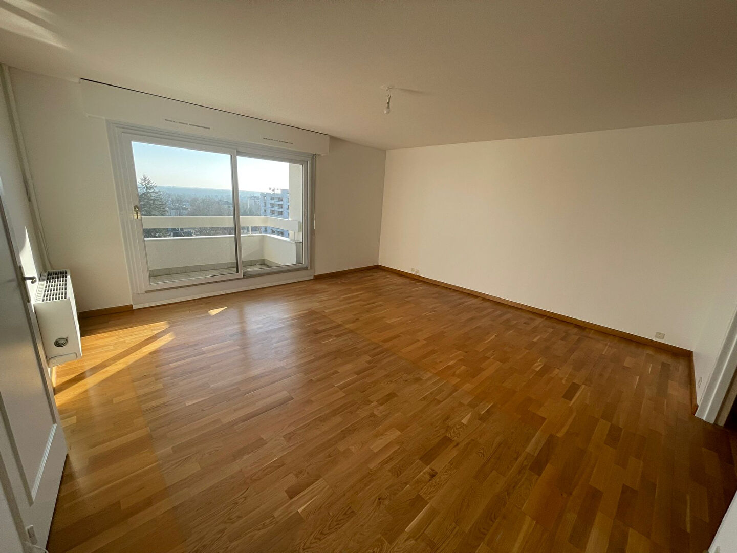 ORLEANS QUARTIER MADELEINE  GRAND APPARTEMENT 4 PIÈCES