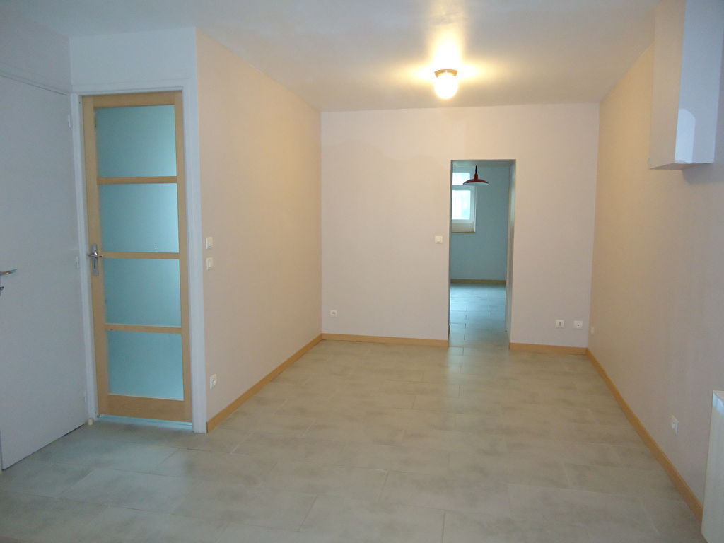 ASCHERES LE MARCHE Appartement F2